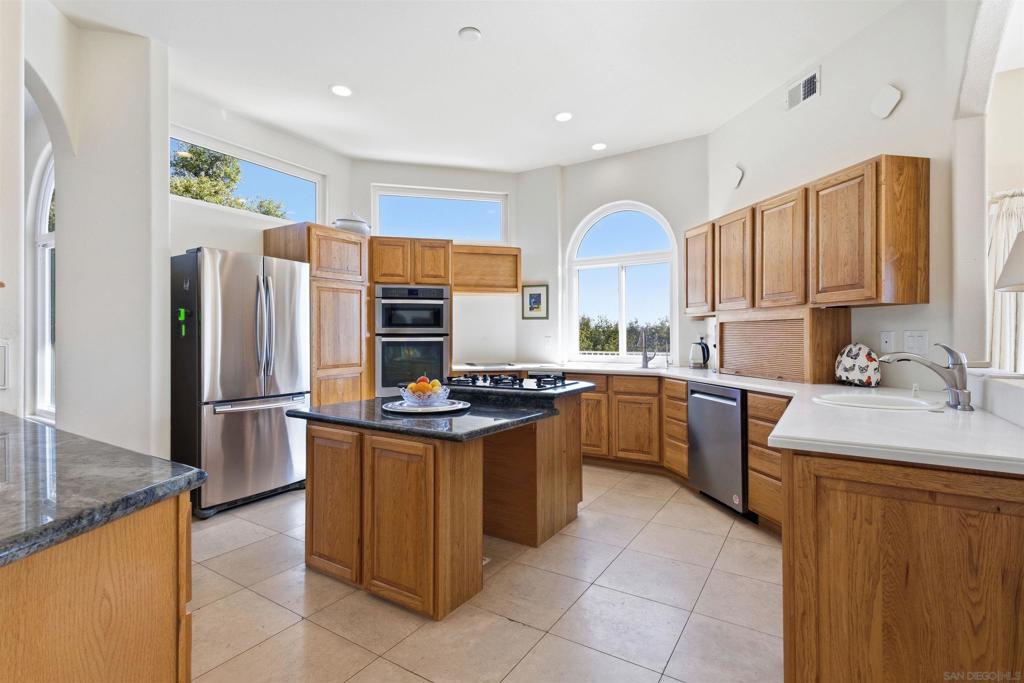 18380 Avenida Caleta Property Photo 9
