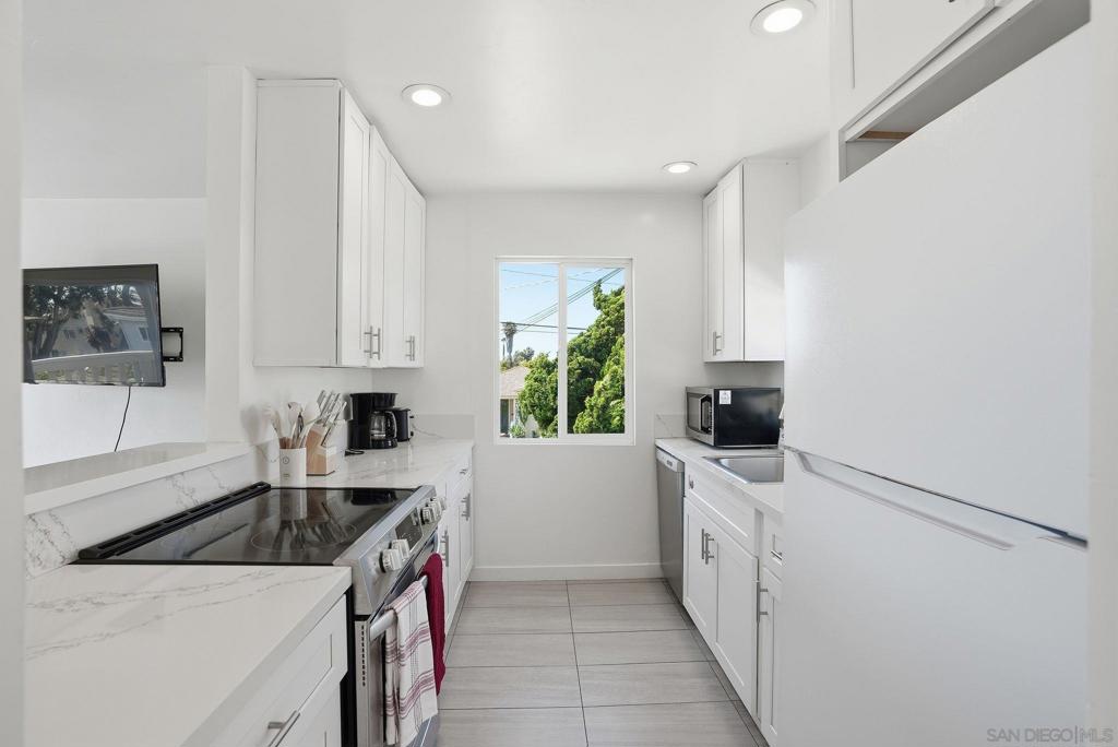 521 Arenas St Property Photo 33
