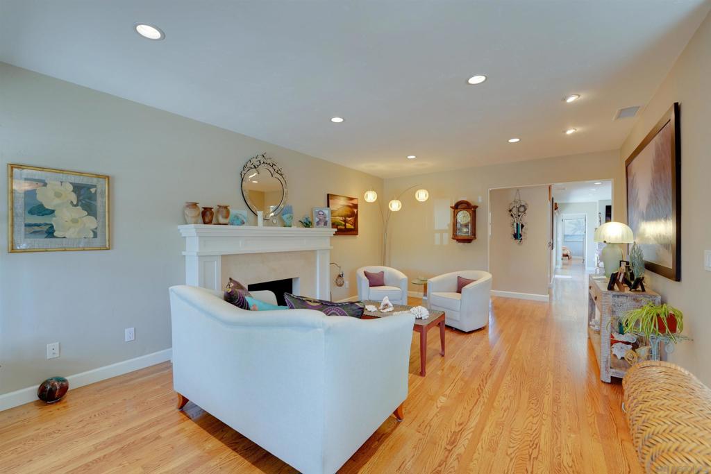 8139 Paseo Del Ocaso Property Photo 22