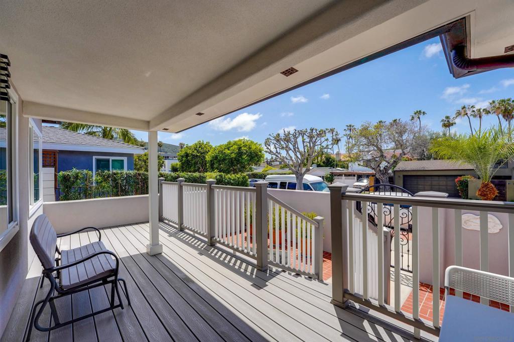 8139 Paseo Del Ocaso Property Photo 28