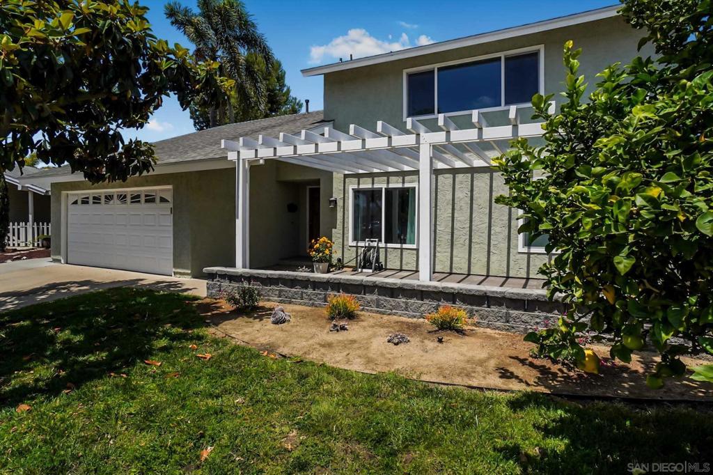 525 Manzanita Street Property Photo 2