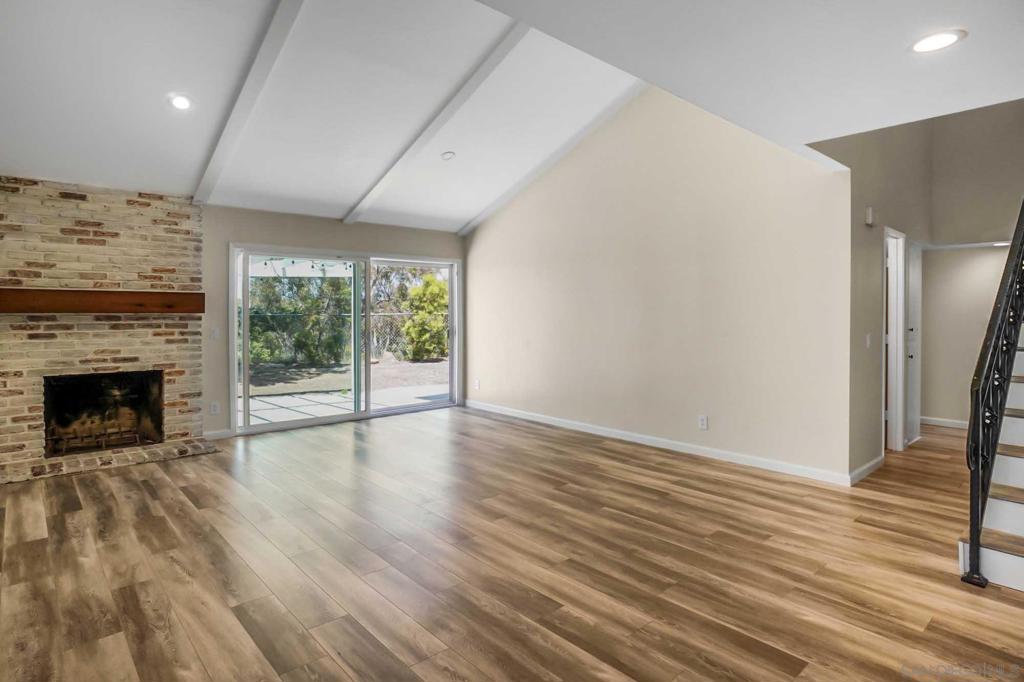 525 Manzanita Street Property Photo 7