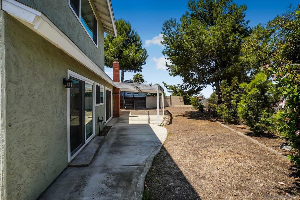 525 Manzanita Street Property Photo 34