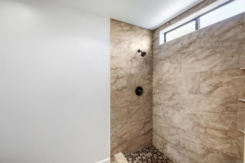 5687 Menorca Dr Property Photo 25