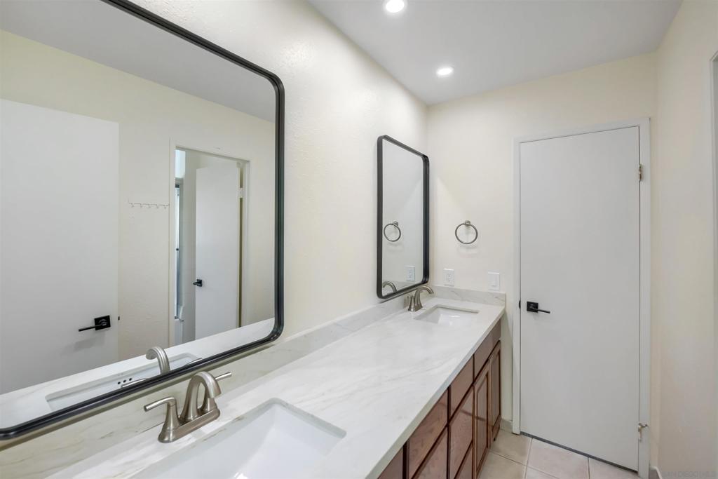 5687 Menorca Dr Property Photo 33