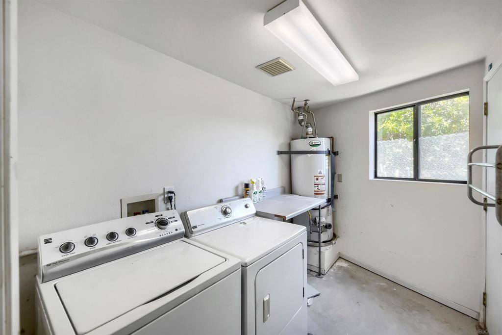 5687 Menorca Dr Property Photo 37