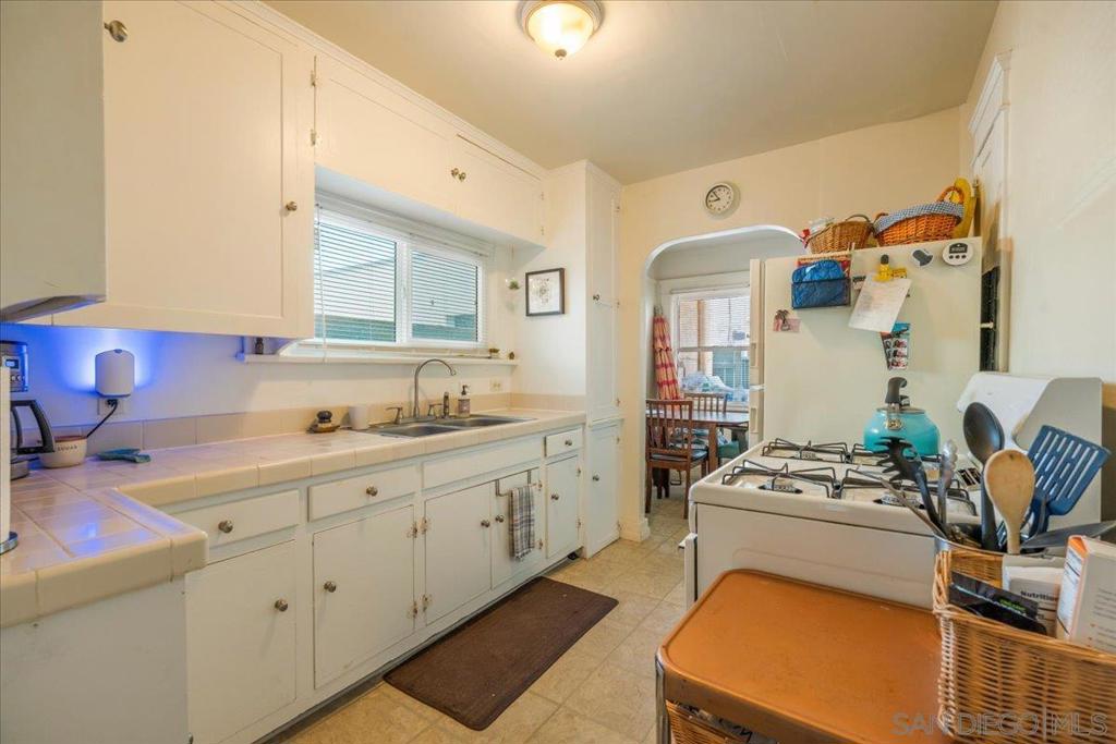 751 Yarmouth Court Property Photo 12