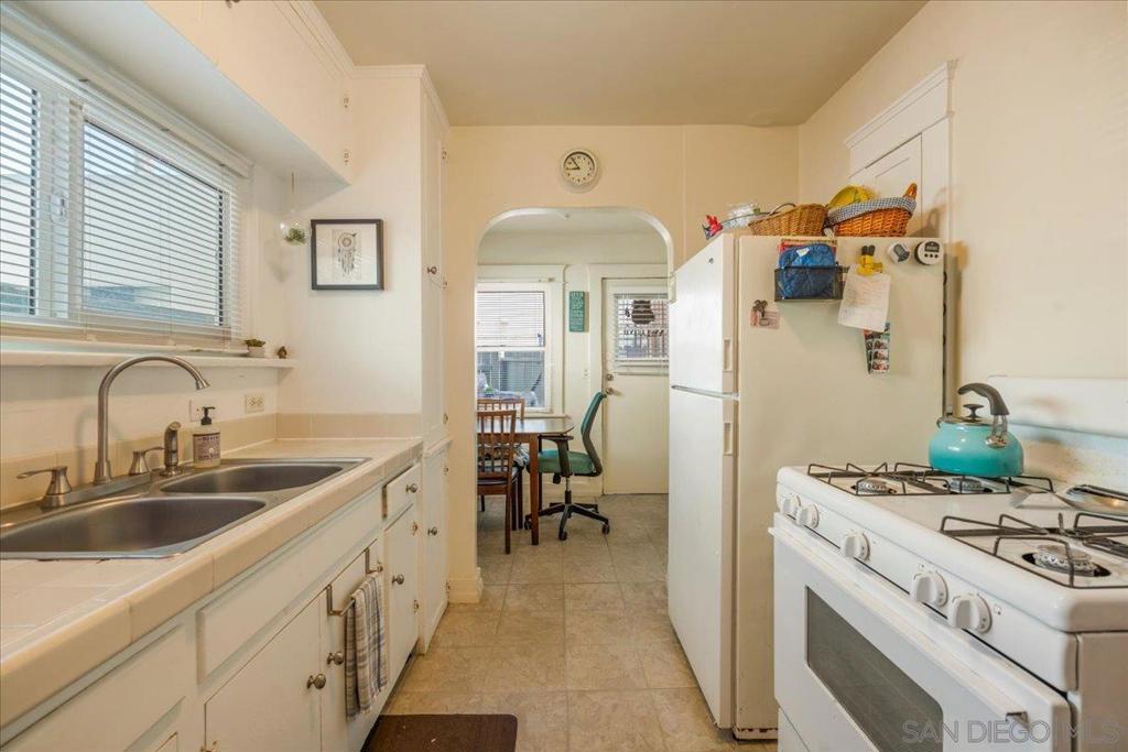751 Yarmouth Court Property Photo 13