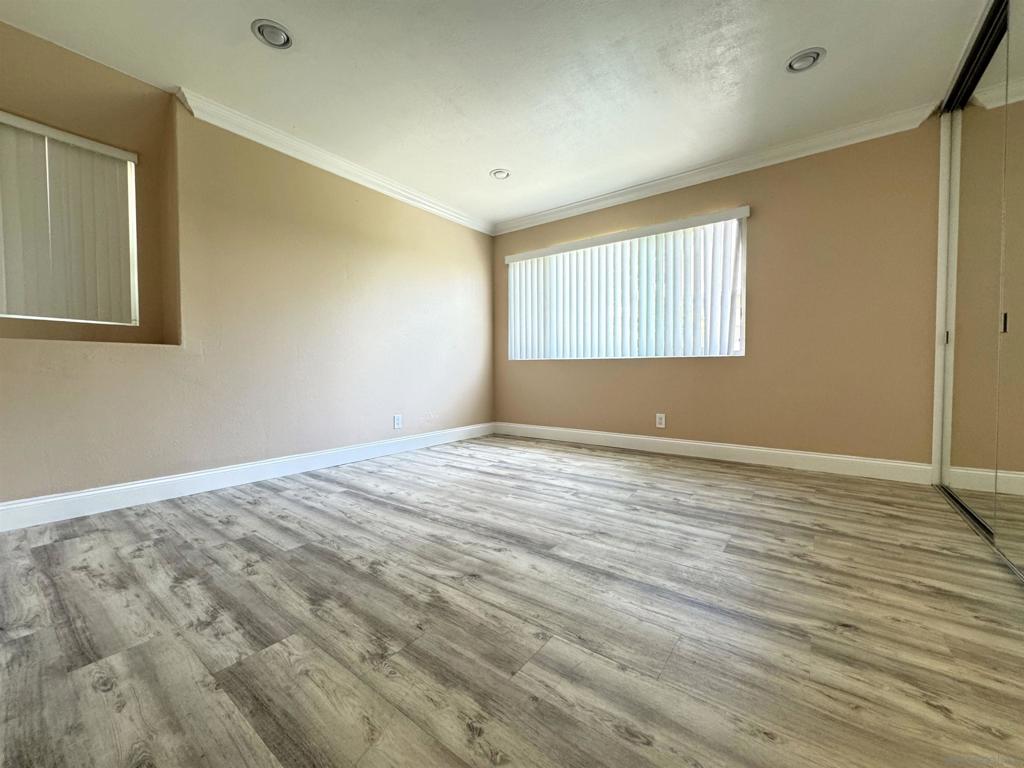 8520 Via Mallorca J Property Photo 7