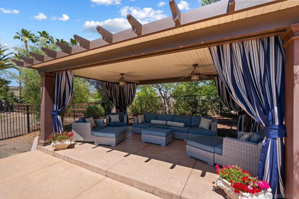 36775 Mesa Rd Property Photo 17