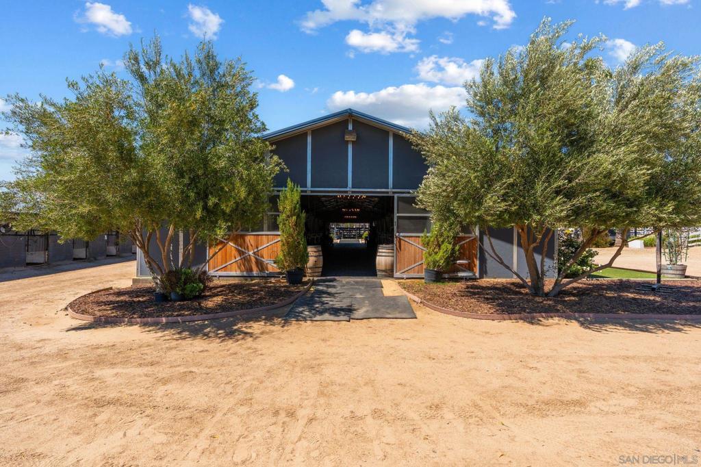 36775 Mesa Rd Property Photo 20