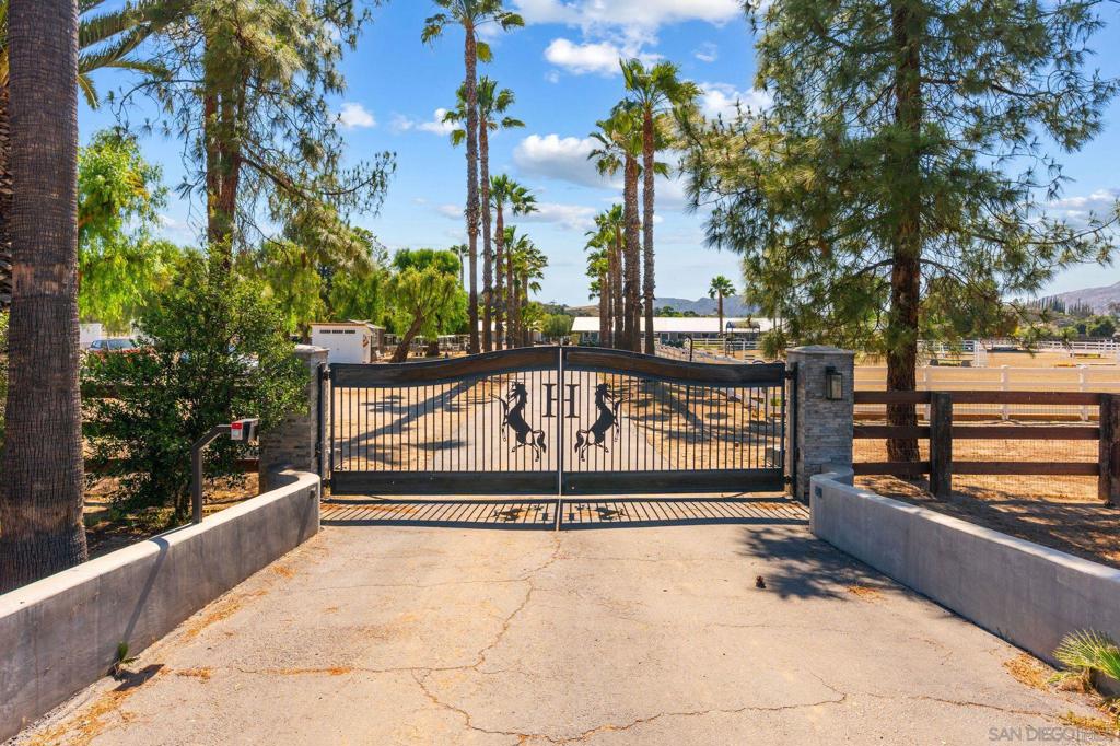36775 Mesa Rd Property Photo 29