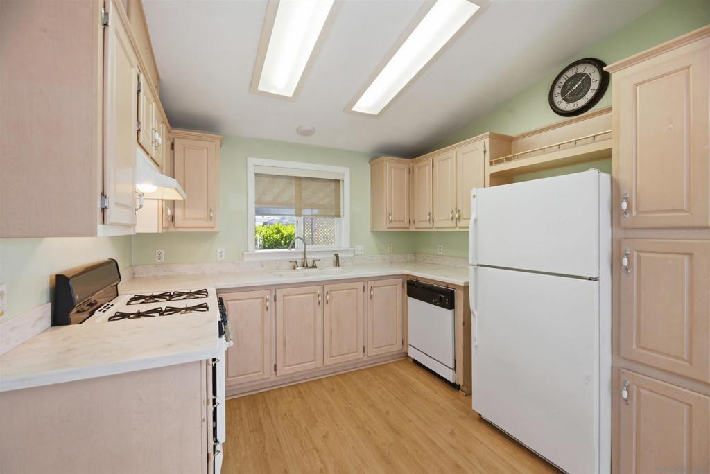 13207 Alpine 189 Property Photo 10