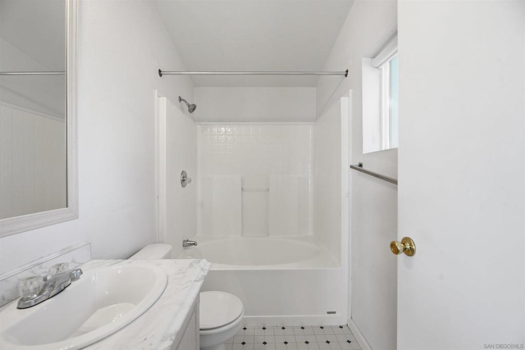 13207 Alpine 189 Property Photo 16