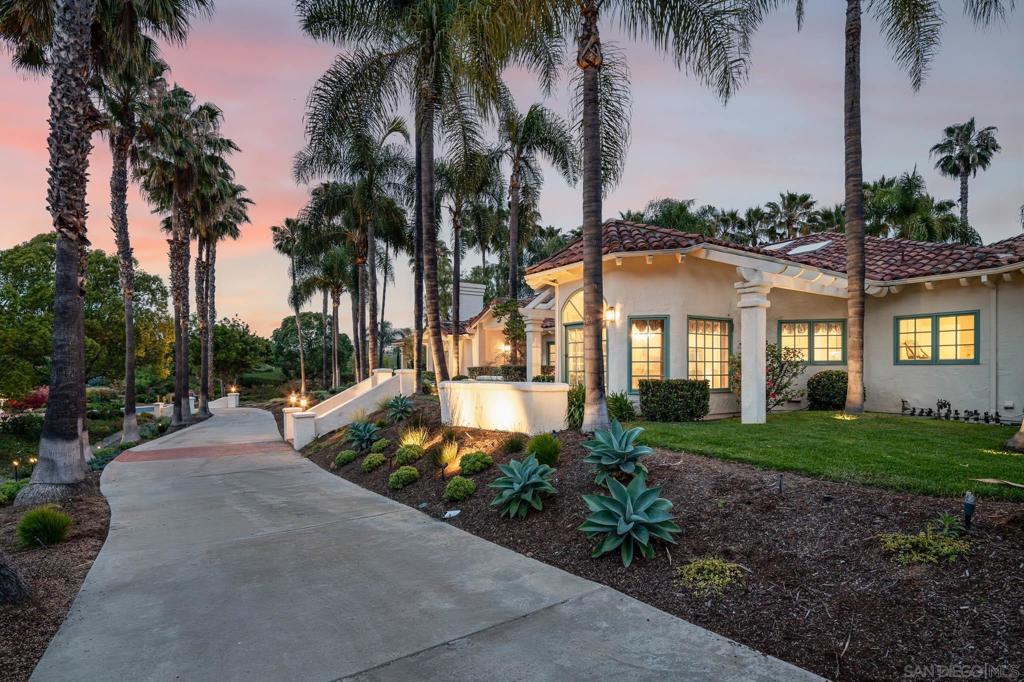 18221 Via Ascenso Property Photo 4