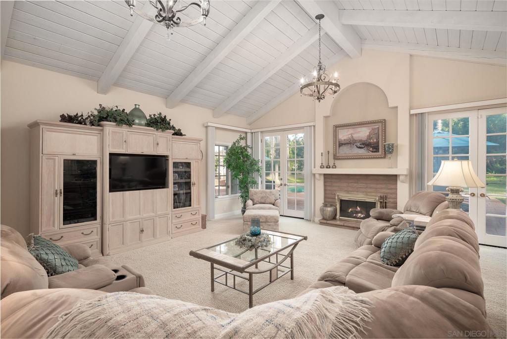 18221 Via Ascenso Property Photo 12