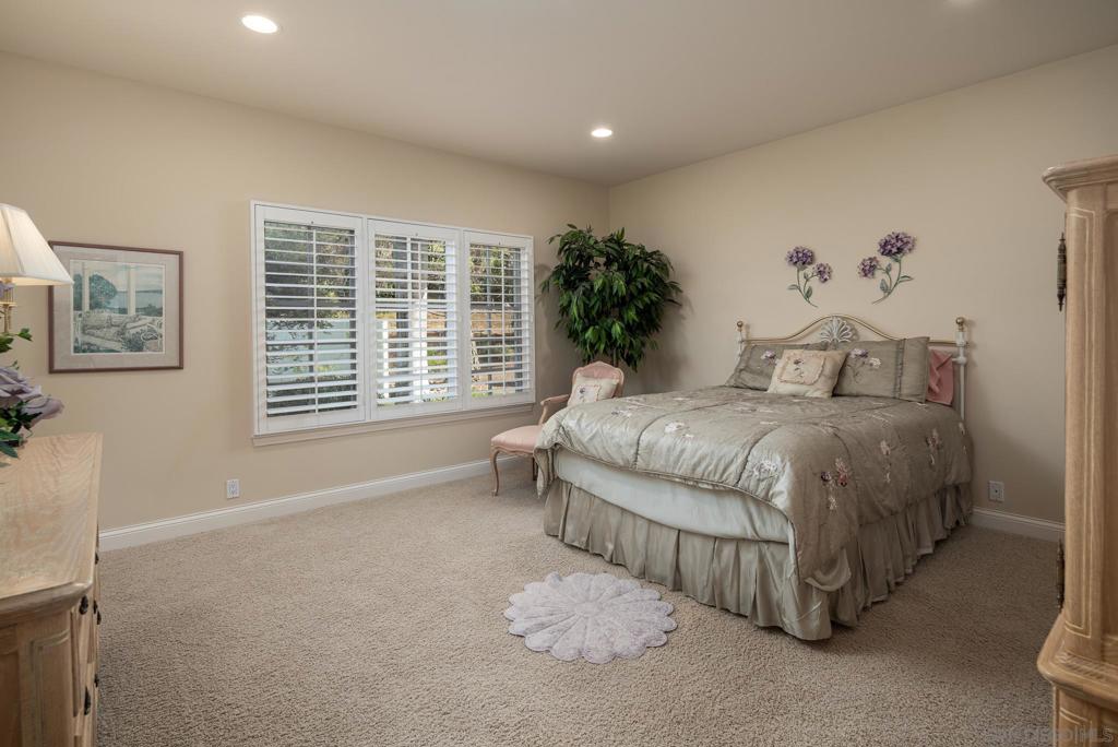 18221 Via Ascenso Property Photo 23