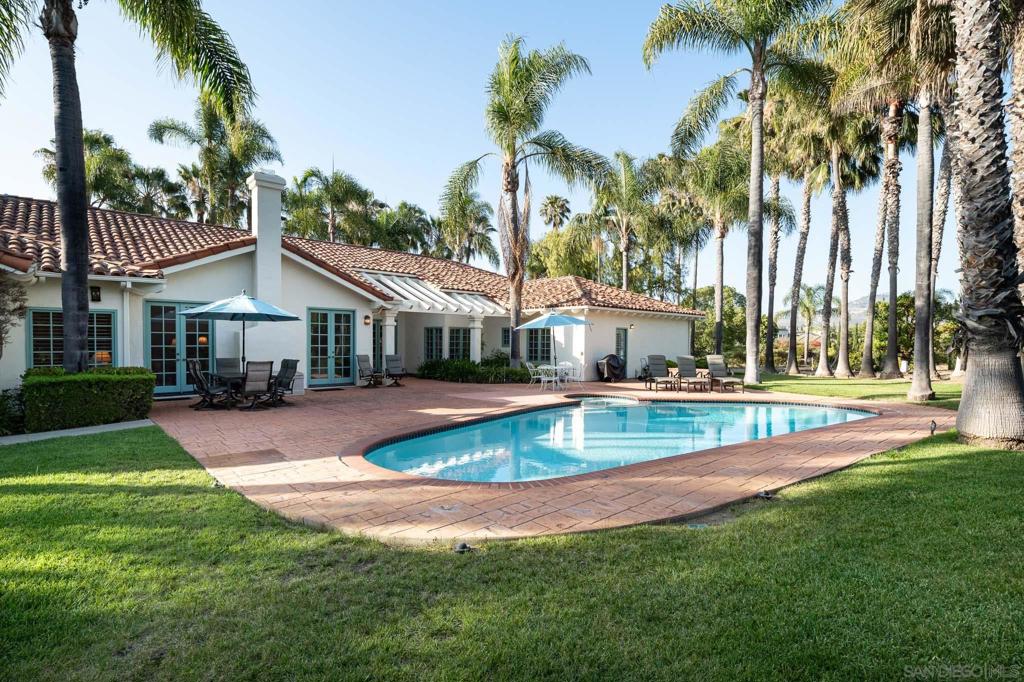 18221 Via Ascenso Property Photo 26