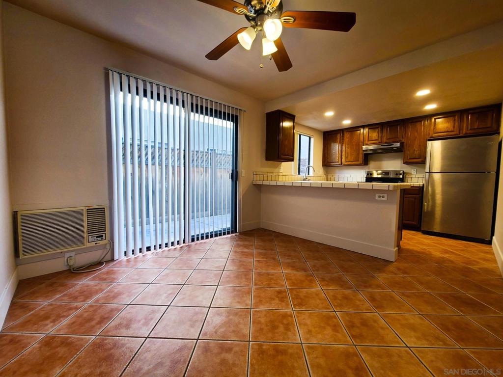 4166 Monroe Avenue Property Photo 9