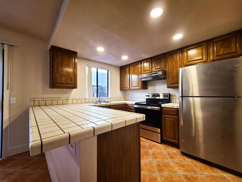 4166 Monroe Avenue Property Photo 12