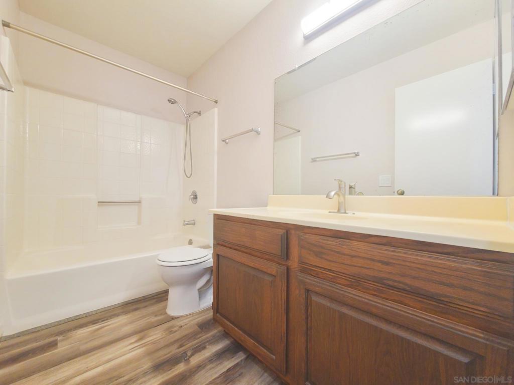 4166 Monroe Avenue Property Photo 14