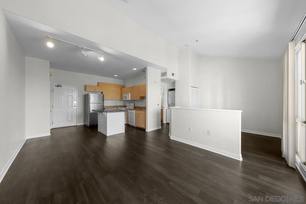 1501 Front St 613 Property Photo 10