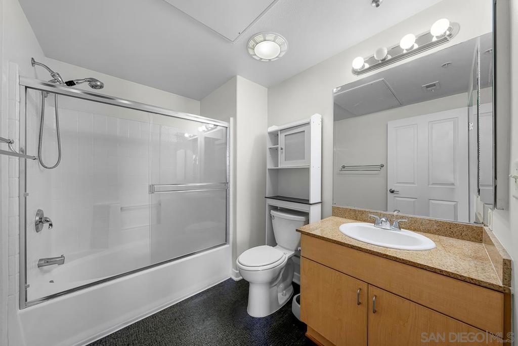 1501 Front St 613 Property Photo 16