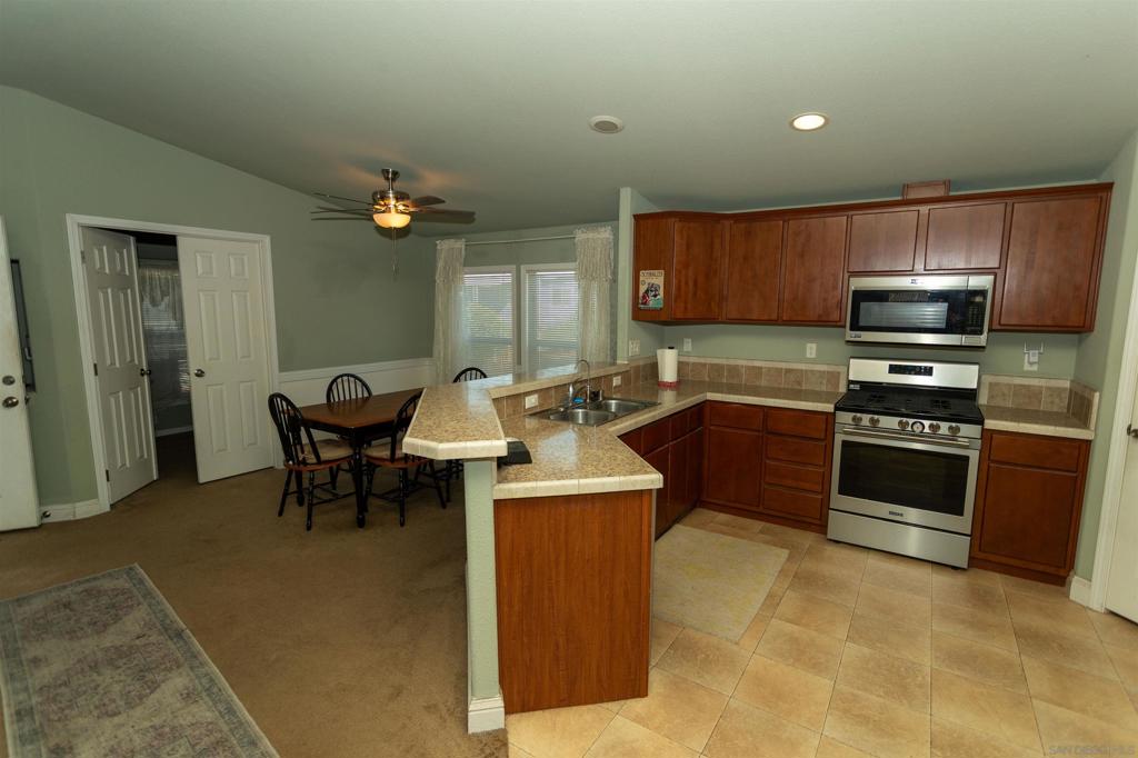 9395 Harritt Rd,144 Property Photo 9