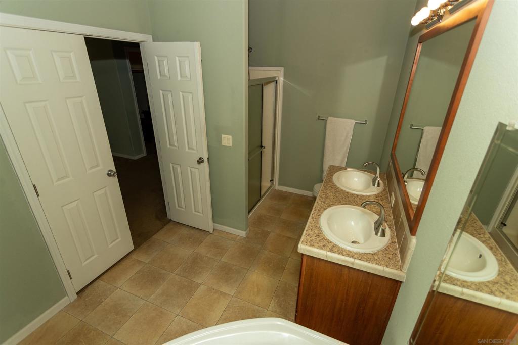 9395 Harritt Rd,144 Property Photo 22