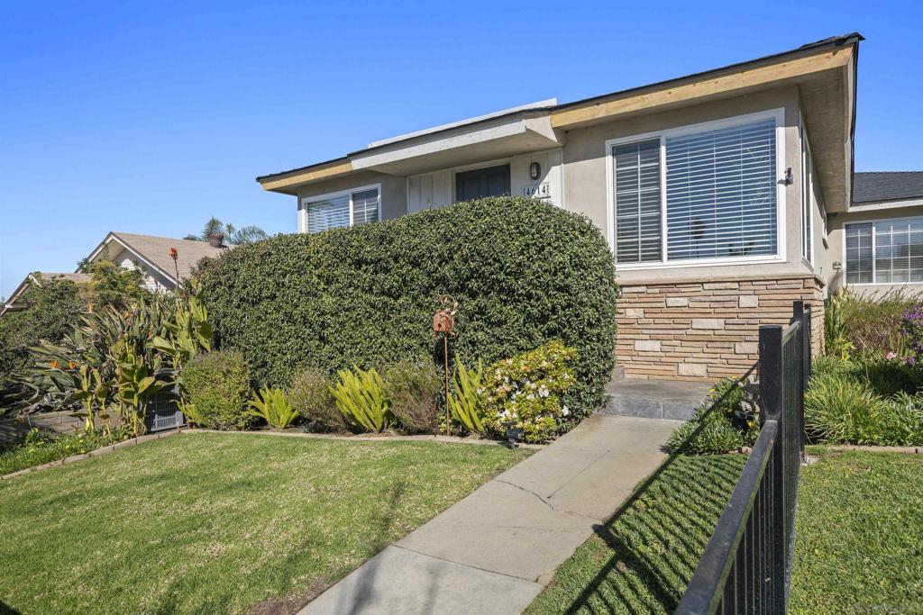 4614 Saratoga Ave Property Photo 8