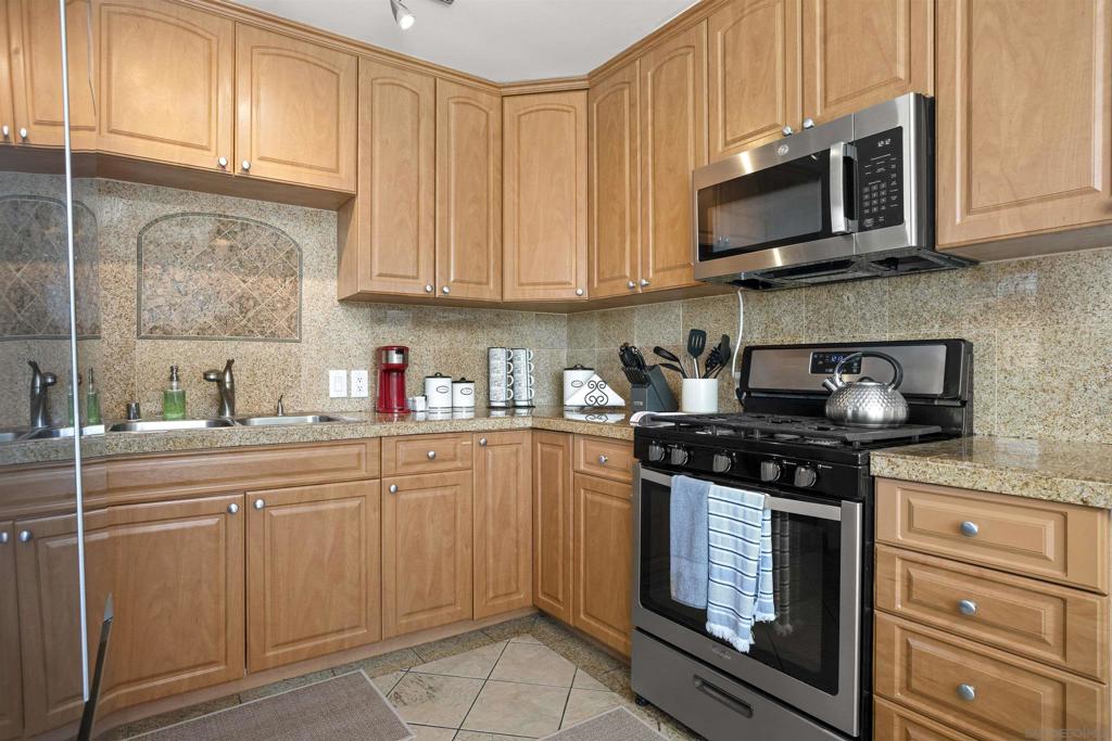4614 Saratoga Ave Property Photo 21