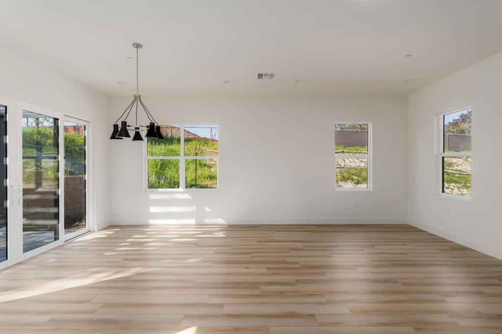 710 Passion Court Property Photo 14