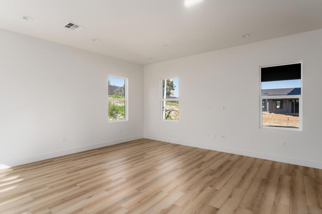 710 Passion Court Property Photo 15