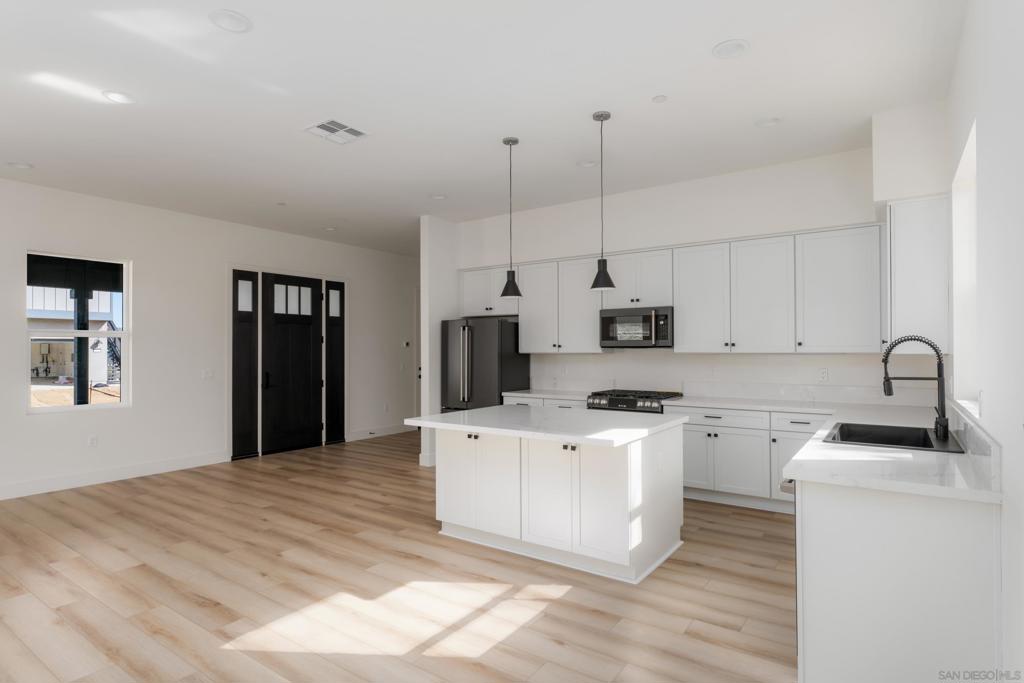 710 Passion Court Property Photo 18