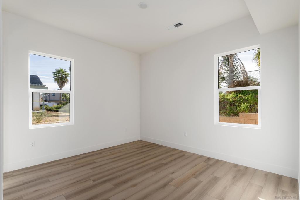 710 Passion Court Property Photo 29
