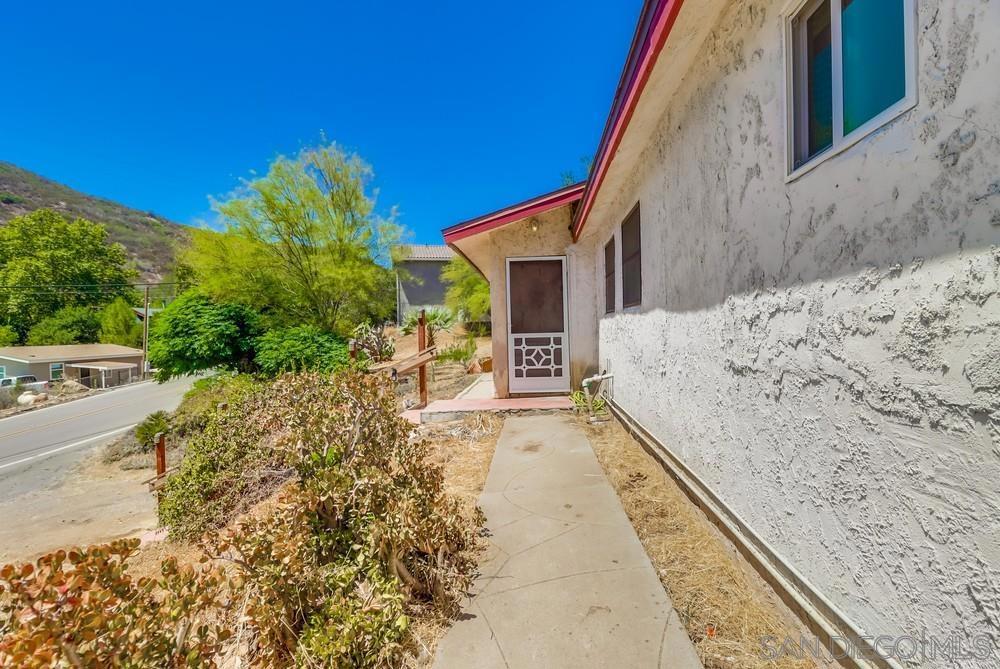209 Frances Dr Property Photo 4