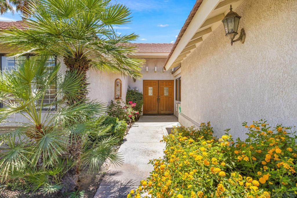 75179 La Sierra Property Photo 3
