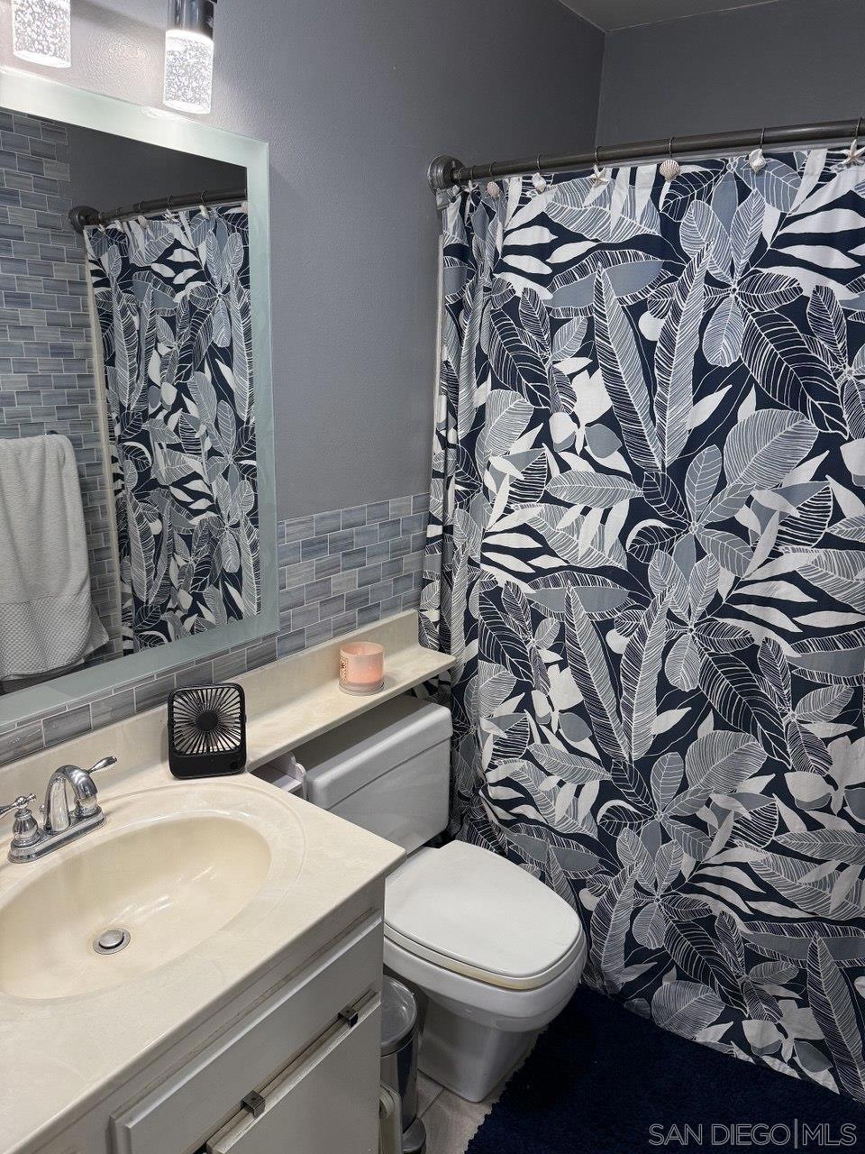 535 W 4th 306 Property Photo 23