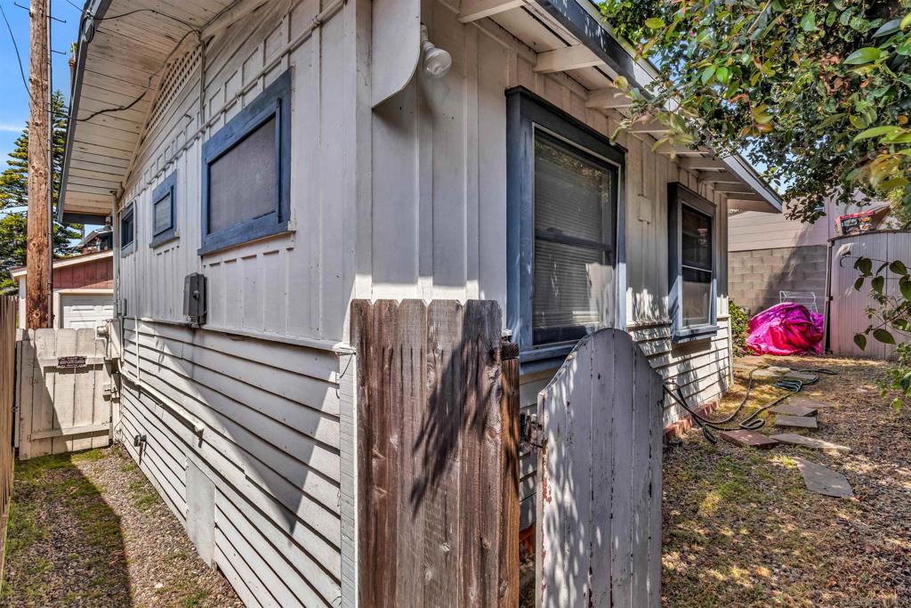 4532 34 Long Branch Avenue Property Photo 10