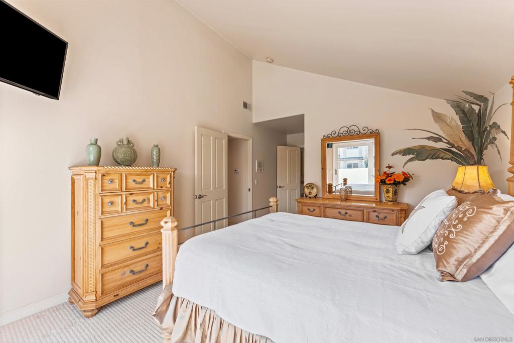 39 The Point Property Photo 19
