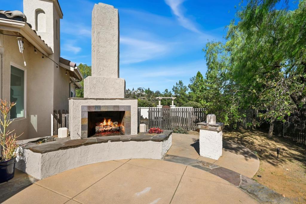 2167 Collomia Ct. Property Photo 30