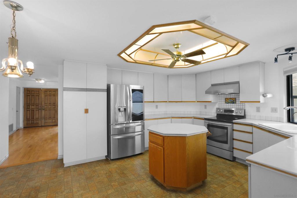 18228 Via Guadalmina Property Photo 14