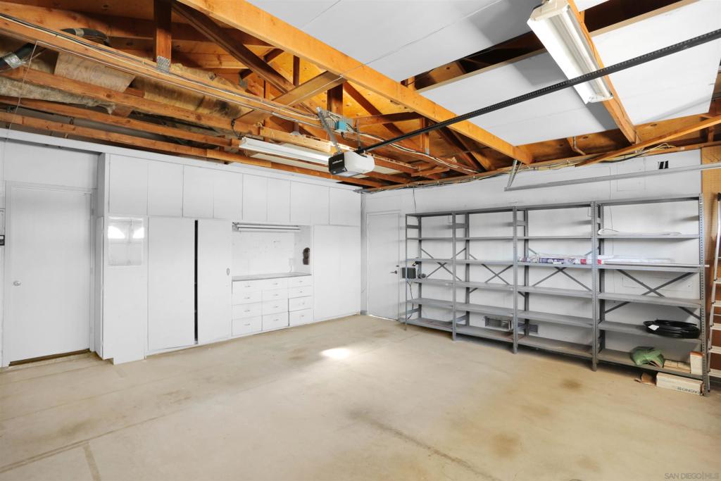 18228 Via Guadalmina Property Photo 39