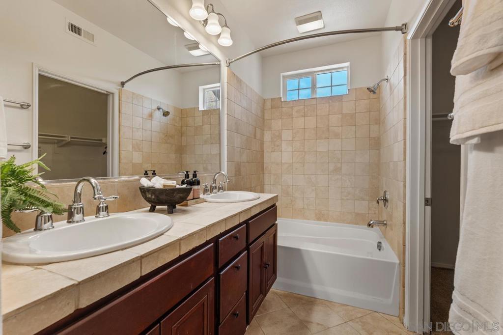 6203 Verda Property Photo 8