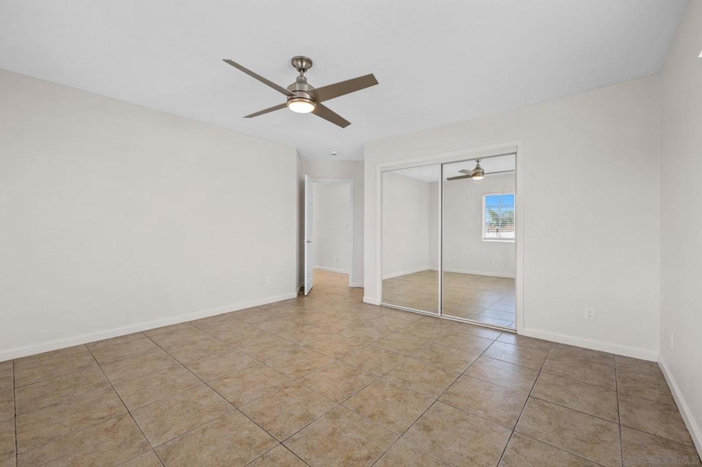 260012264SD Property Photo 14