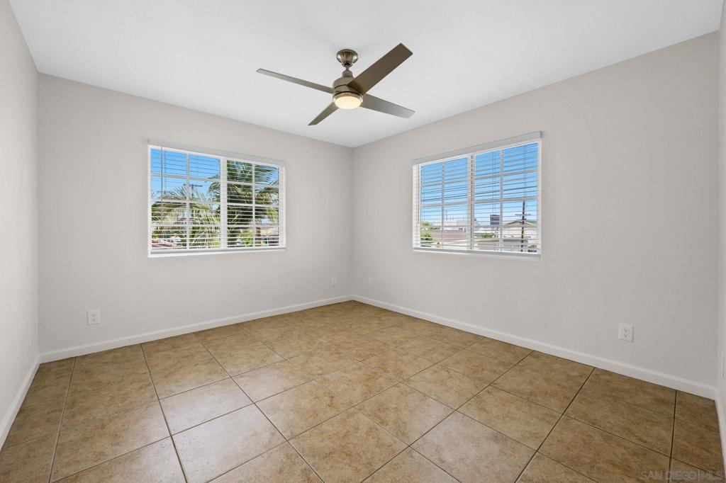 260012264SD Property Photo 16