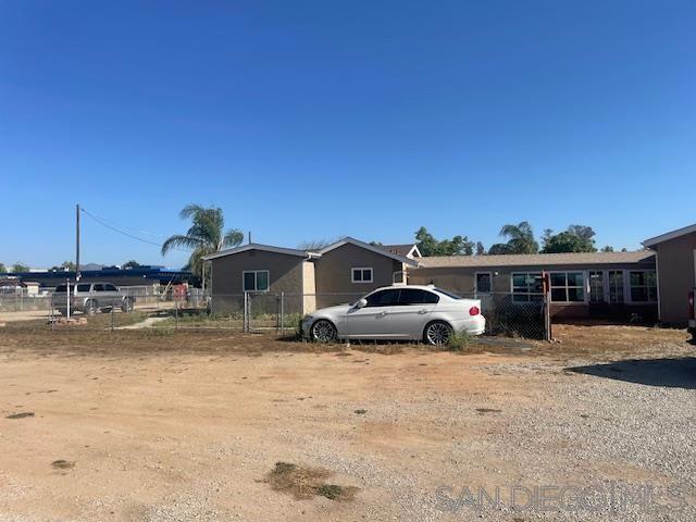 1603 Hanson Ln Property Photo 4
