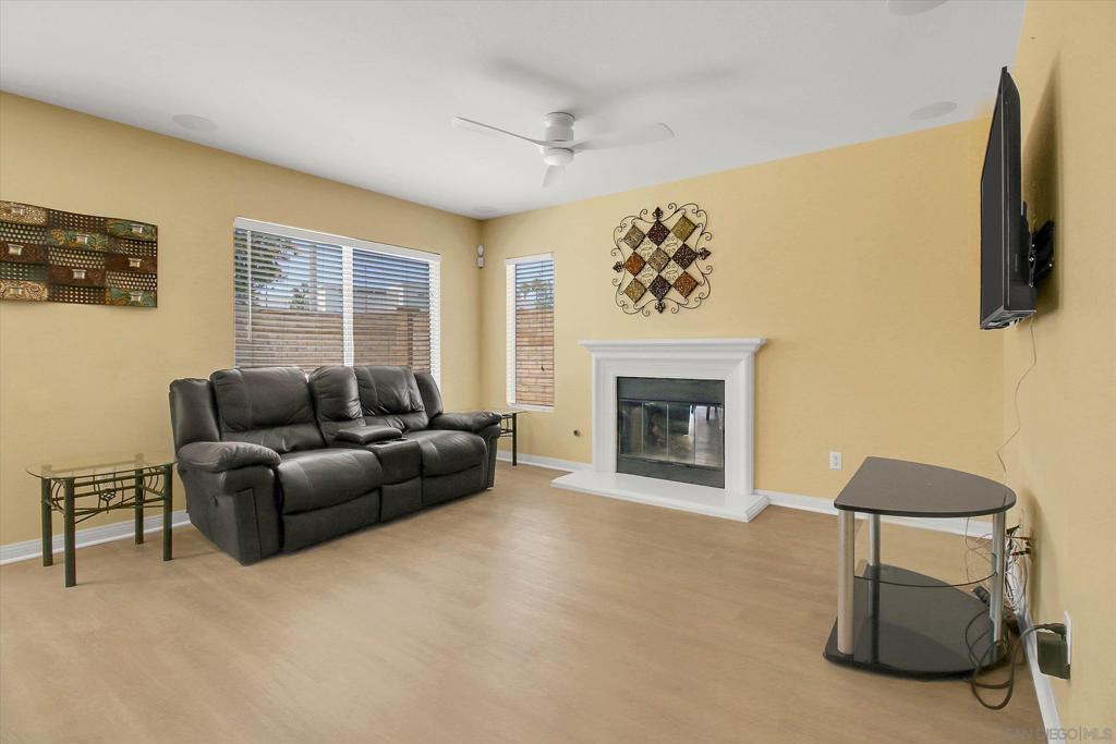 25864 Marco Polo St Property Photo 9