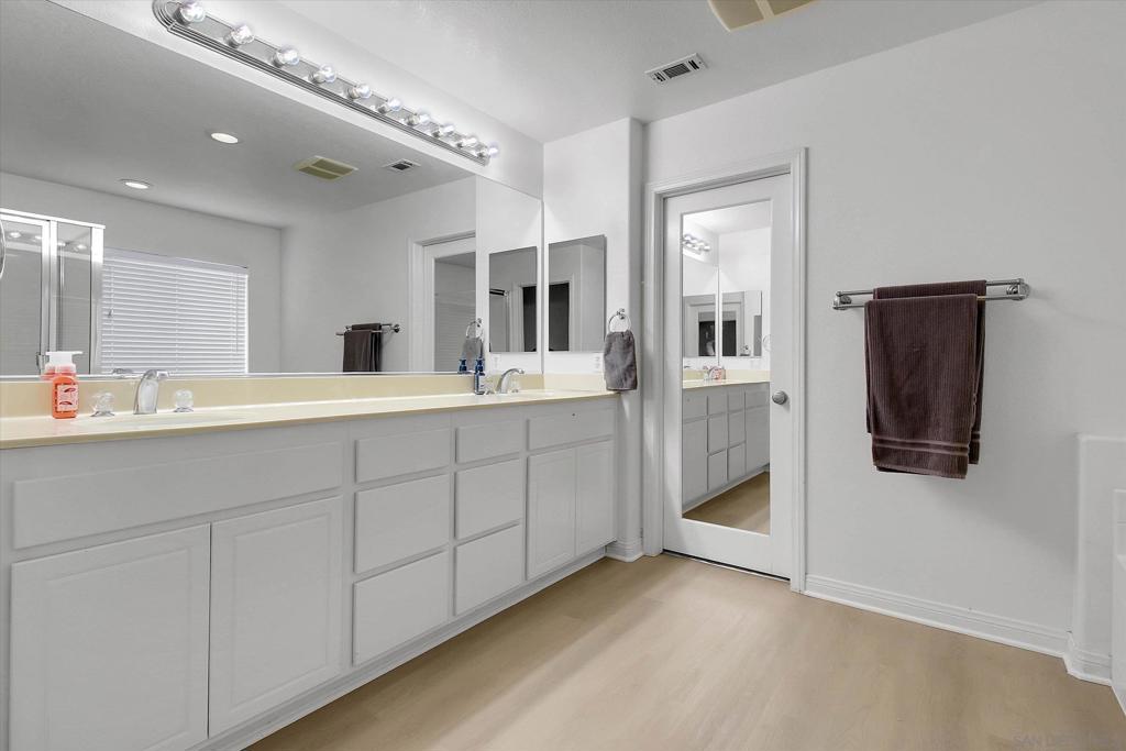 25864 Marco Polo St Property Photo 16