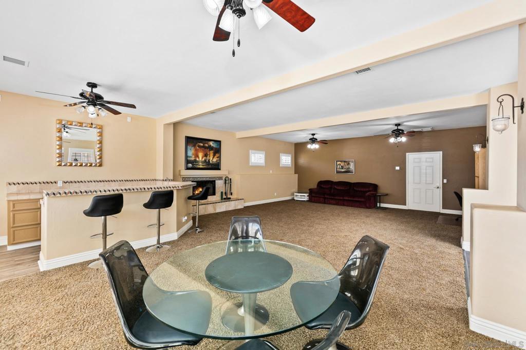 2389 Victoria Circle Property Photo 24